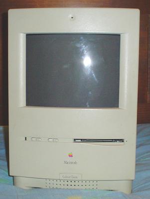 [Really bad picture of the Macintosh Colour Classic]