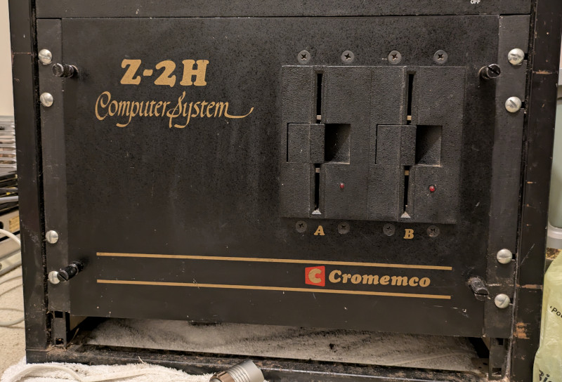 [Really bad picture of the Cromemco Z-2H]