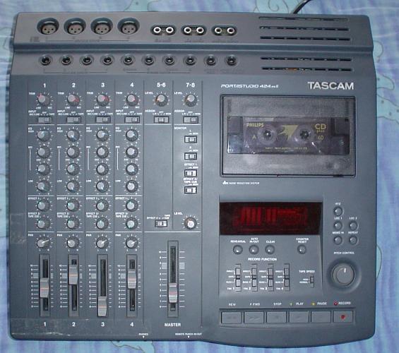 [Picture of the Tascam 424mkII 4-Track Cassette Recorder]