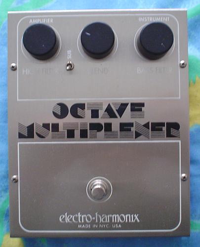 [Picture of the Electro-Harmonix Octave Multiplexer]
